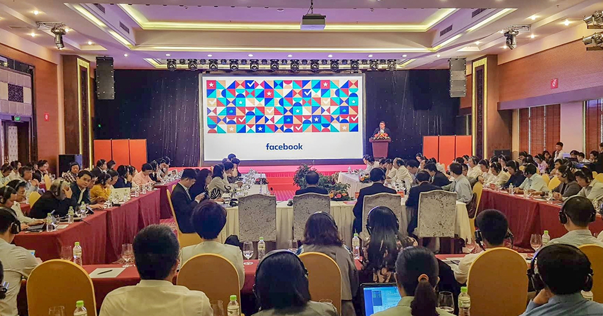 Sếp Facebook chia sẻ kinh nghiệm đối thoại với người dân qua mạng xã hội