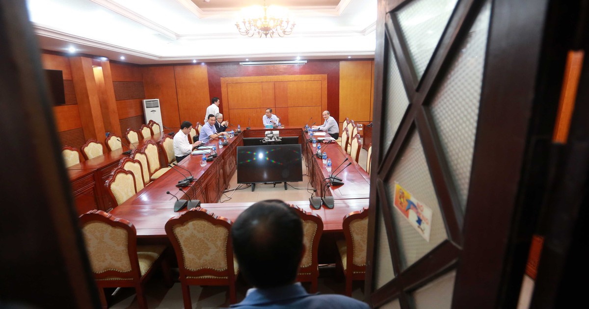 VFF bỏ tiêu chí bằng cấp, bầu Đức sẽ quay lại?