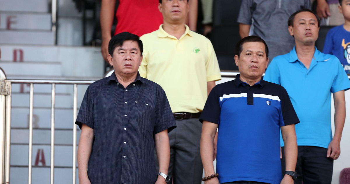 VFF 'cấm' ông Nguyễn Văn Mùi và Dương Văn Hiền làm giám sát trọng tài