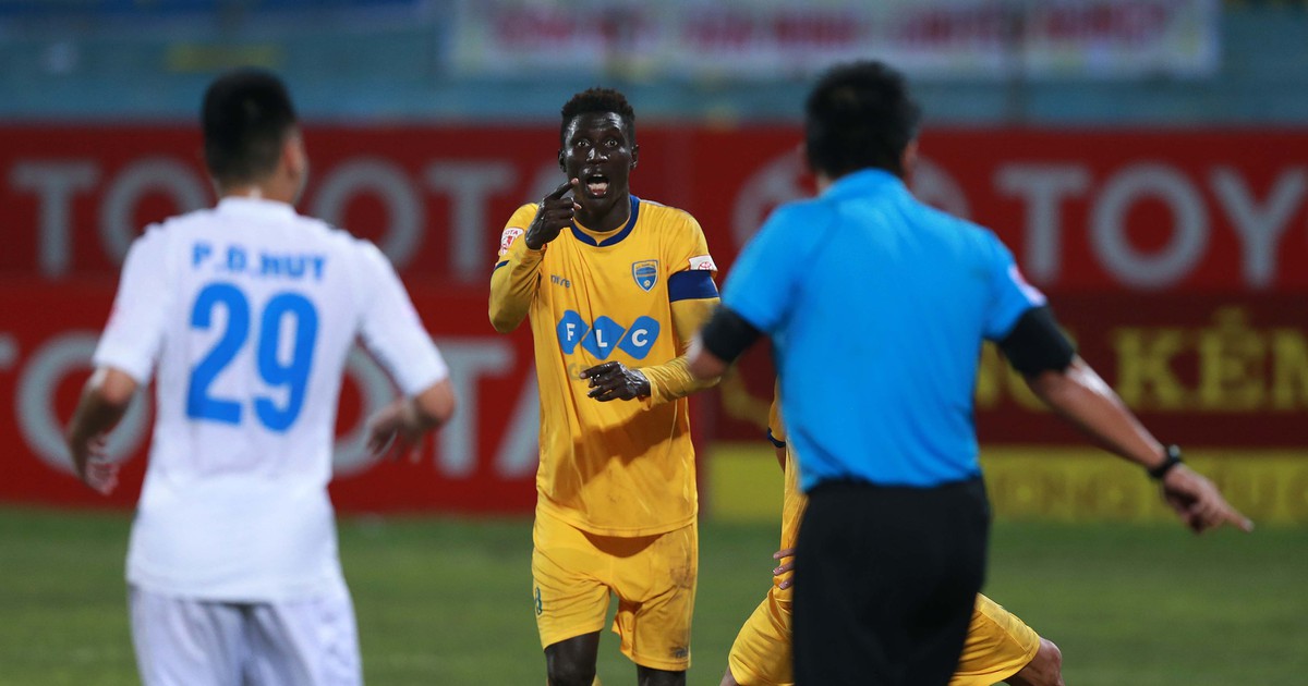 Đội trưởng FLC Thanh Hóa chưa ngán án phạt của VFF