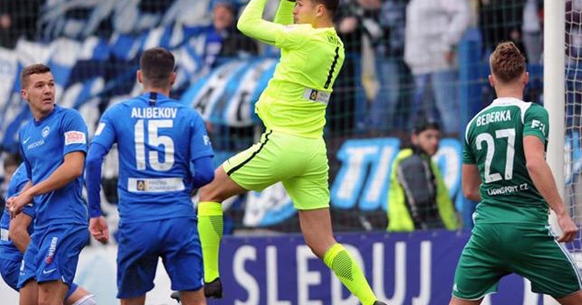 Đội tuyển Việt Nam coi chừng mất thủ môn Filip Nguyễn!