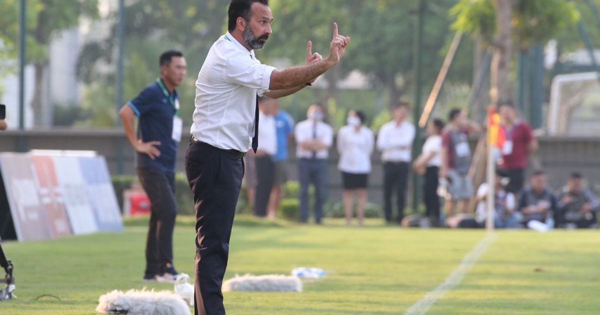 Thanh Hóa đã biết thắng, quý ông Fabio Lopez không còn lo bầu Đệ sa thải!