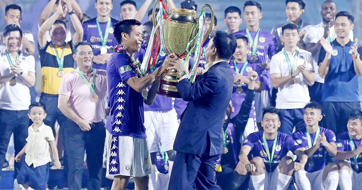 Coi chừng nghệ thuật 'núp gió' của 'ông vua' Hà Nội FC!