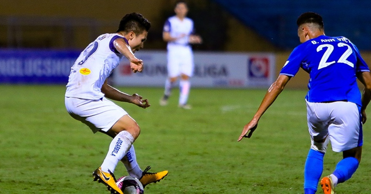 HLV Hoàng Văn Phúc không quan tâm ghế nóng Hà Nội FC sắp thuộc về người khác