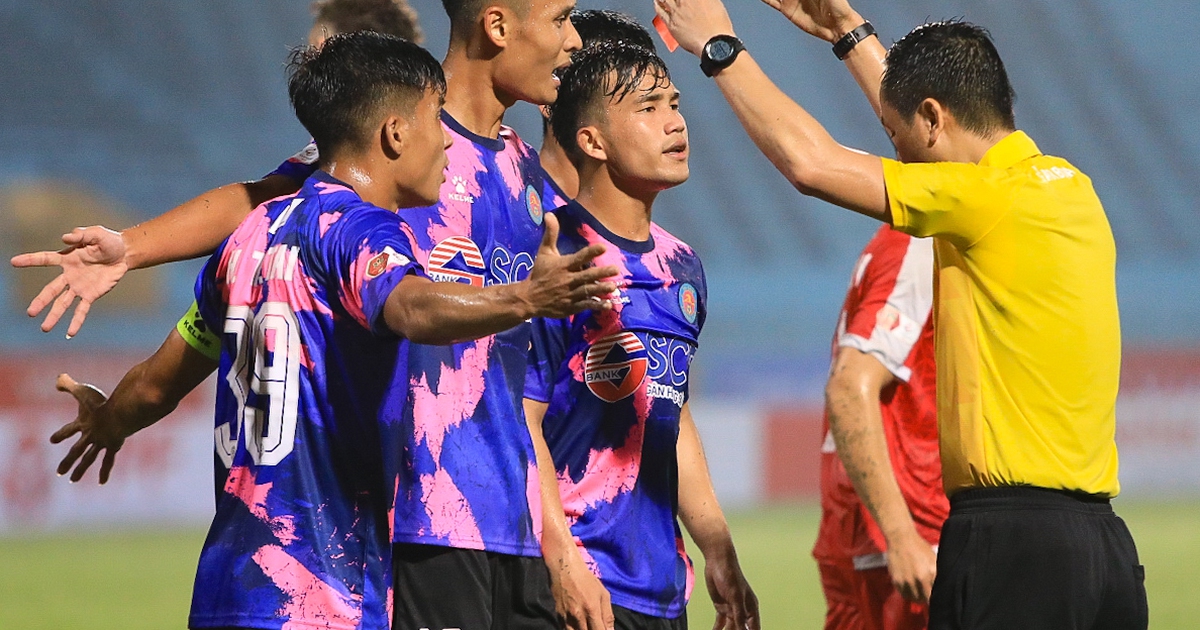 Chưa mắc sai sót nặng, nhưng công tác trọng tài phải hết sức tinh tường, kỹ lưỡng