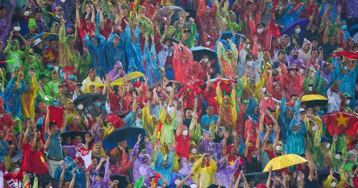 Sân Việt Trì tổng duyệt nhiều lần, chạy thử như thật để tránh sự cố đáng tiếc