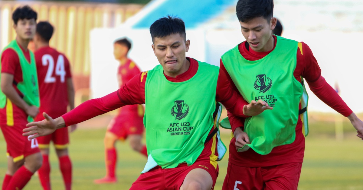 Tại sao trung vệ Thanh Bình không thể thi đấu trận đại chiến U.23 Thái Lan?