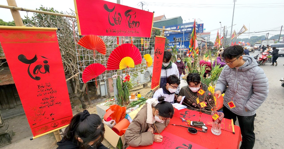 Rộn ràng chợ quê Sấu Giá ngày tết