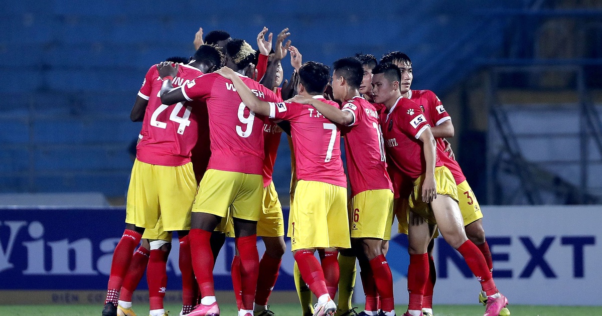 Nhận định CLB Hồng Lĩnh Hà Tĩnh vs CLB Thanh Hóa (18 giờ, 4.3): Quái kiệt gặp bố già ở thế cùng đường