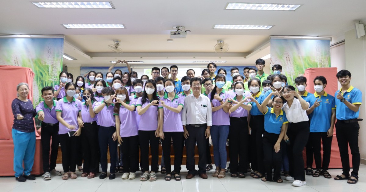 Còn bao nhiêu chỗ ở miễn phí tại ký túc xá Cỏ May?