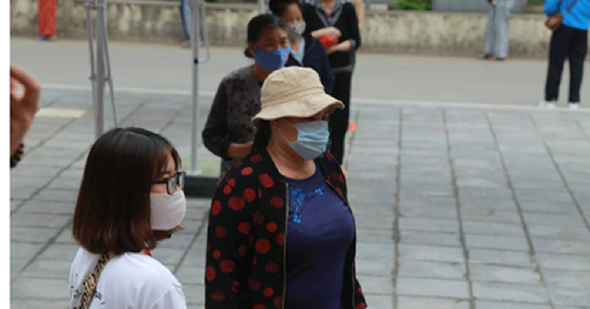 Ghi nhận chùm 6 ca mắc Covid-19 là nhân viên karaoke tiếp xúc chuyên gia Trung Quốc