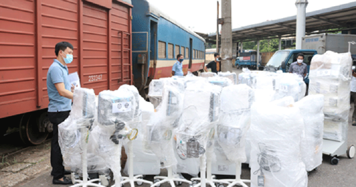 Kiểm soát 'loạn' giá thiết bị y tế: Đơn vị phân phối phải kê khai giá gốc