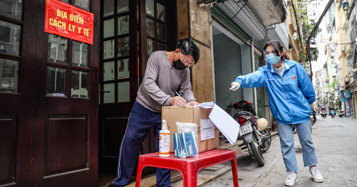 Bộ Y tế giải thích về hướng dẫn 'F0 hạn chế ra khỏi nơi cách ly'