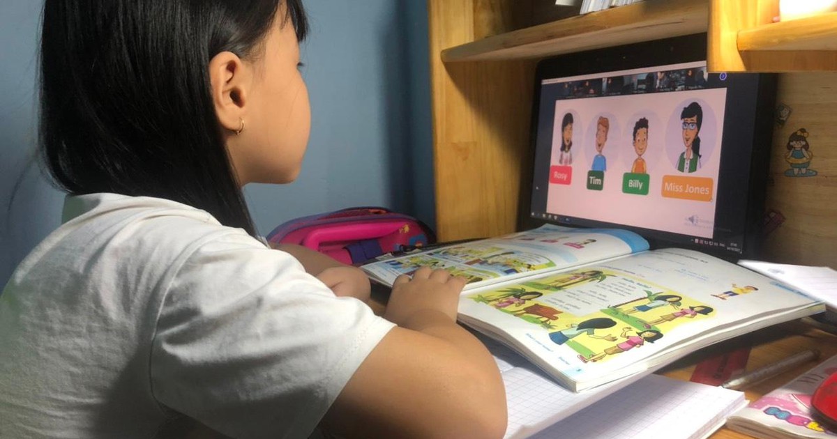 Sau một tháng học trực tuyến, học sinh TP.HCM đã học như thế nào?