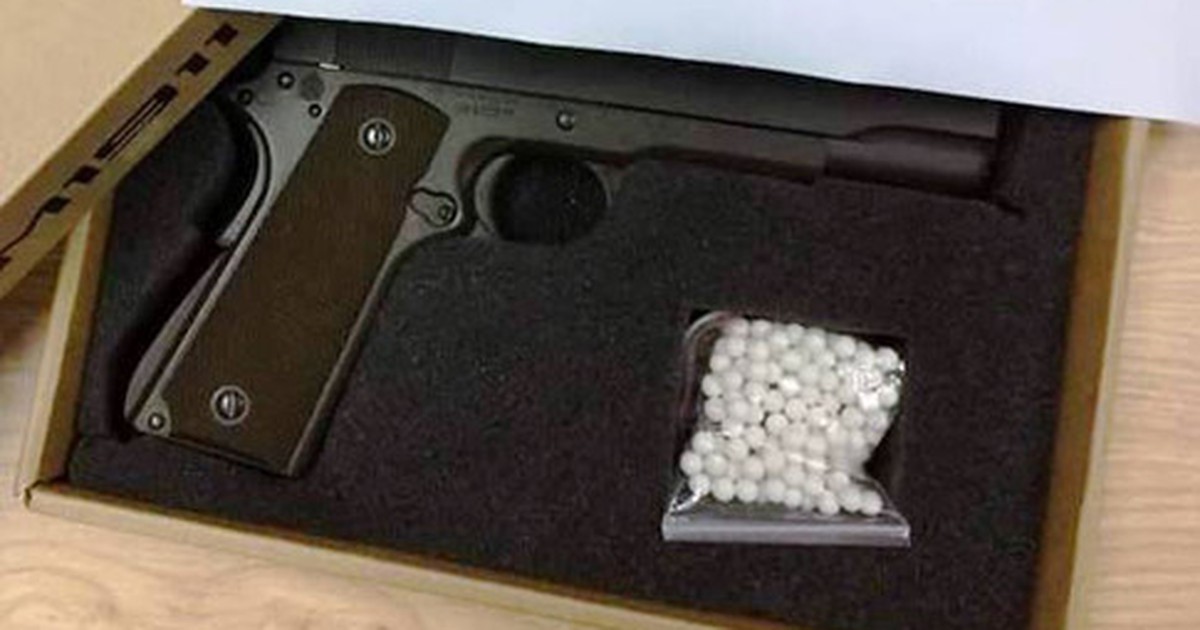 Vác súng đi bắn nạn nhân rồi đến trụ sở công an đầu thú