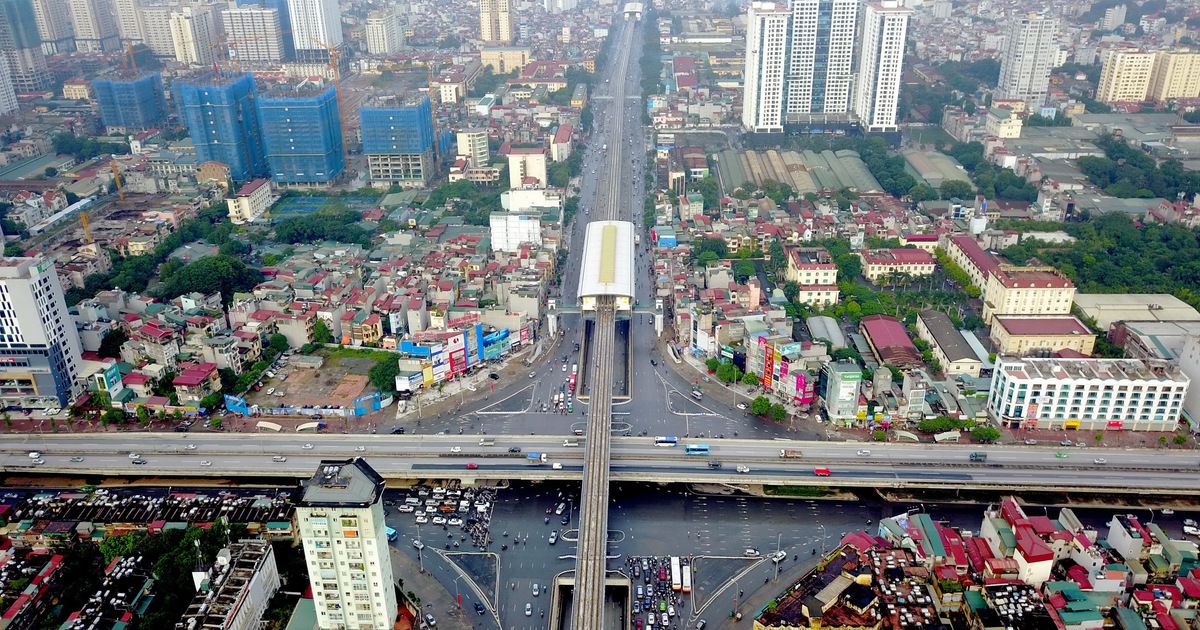 Tổng thầu Trung Quốc tự ý in thẻ cho... người nhà