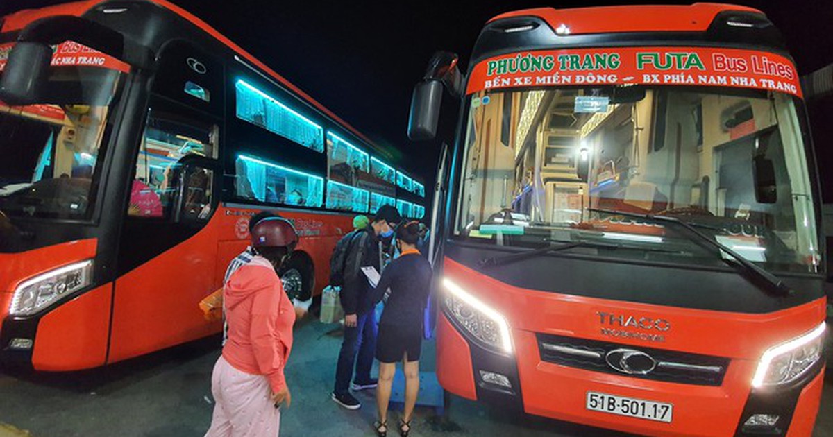 Khẩn: TP.HCM dừng toàn bộ hoạt động vận chuyển hành khách tới Đà Nẵng