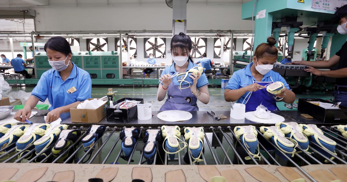 Tỉ phú Johnathan Hạnh Nguyễn hợp tác xuất khẩu hàng hóa trực tiếp sang Úc