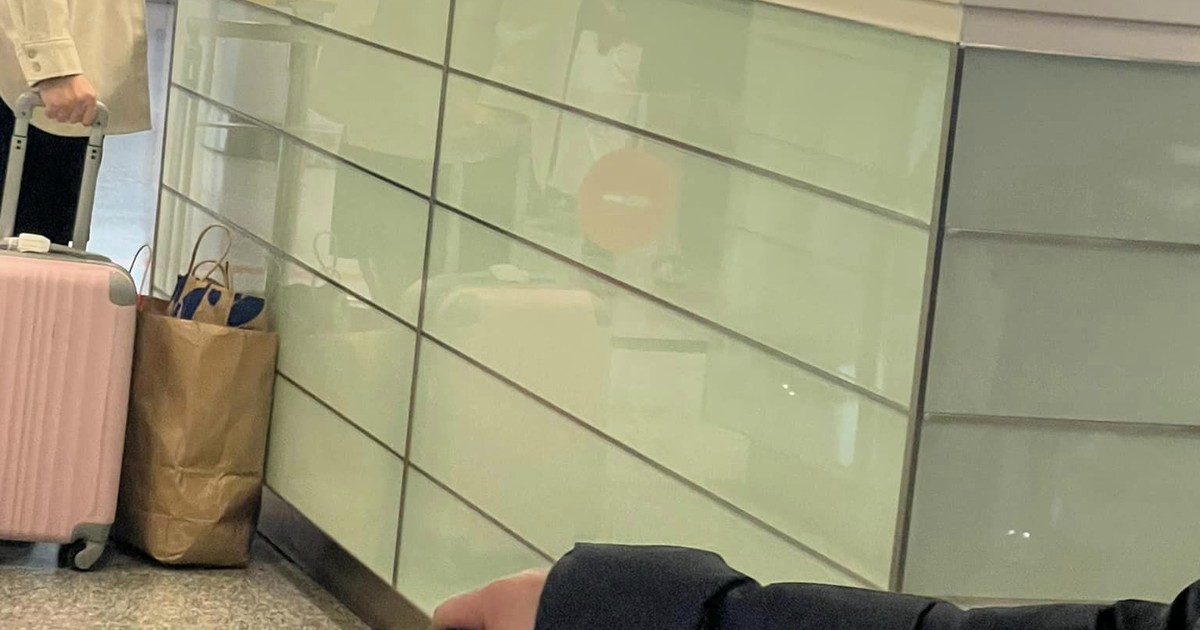 Du khách Singapore 'tố' an ninh cửa khẩu sân bay Nội Bài đòi tiền 'tip'