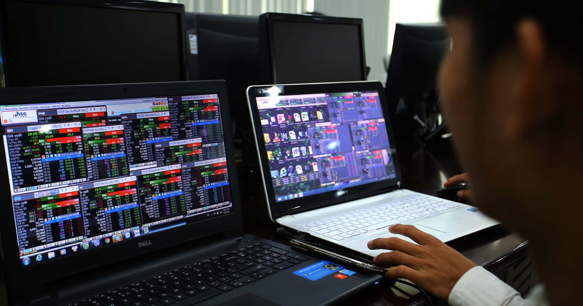 Chứng khoán được kỳ vọng tích cực sau khi ngân hàng giảm lãi suất