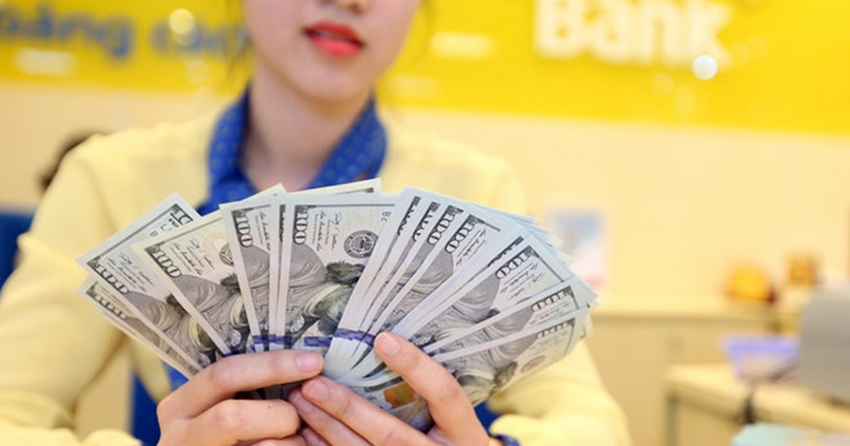 Giá USD hôm nay 29.11.2021: Đô la tự do tăng mạnh vượt 23.500 đồng