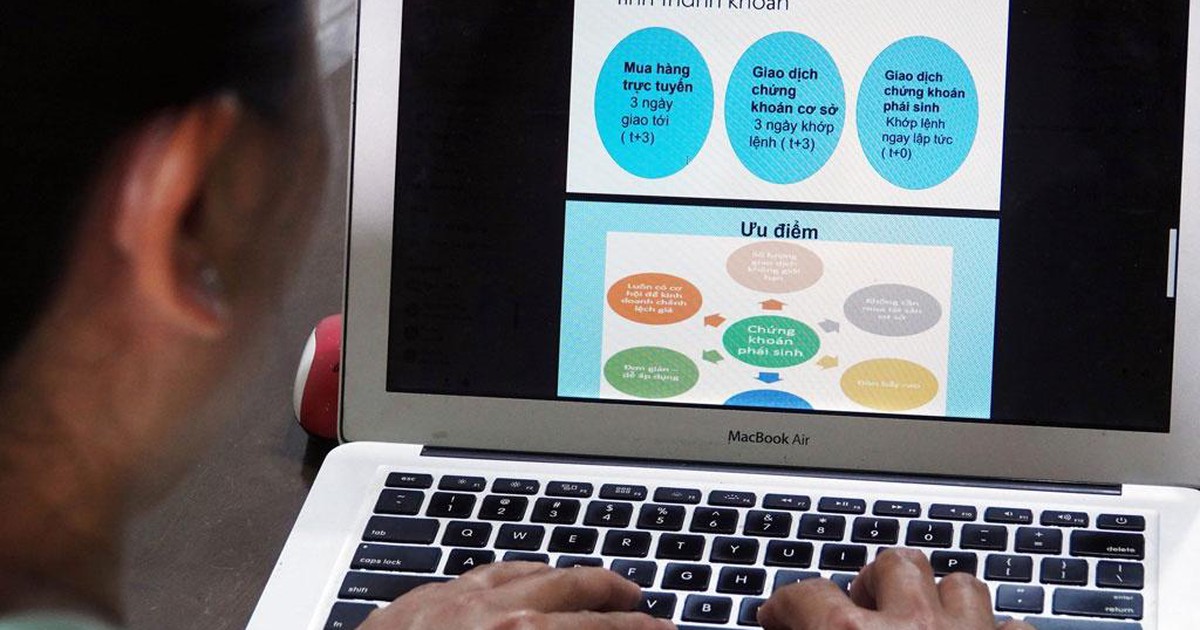 Cảnh giác khi được mời chào tham gia sàn giao dịch chứng khoán quốc tế