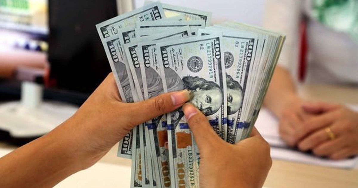 Giá USD hôm nay 11.12.2022: Giảm mạnh về 4 tháng trước