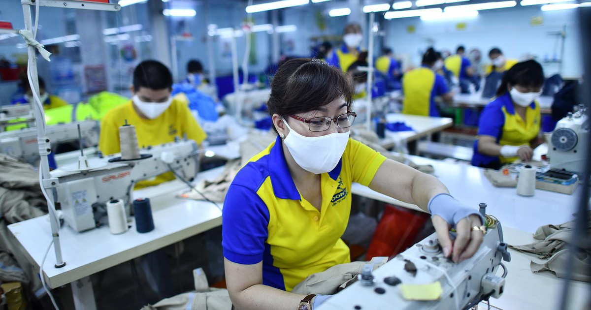 Xuất khẩu dệt may, nông sản về đích, đưa thương mại Việt Nam lập kỷ lục