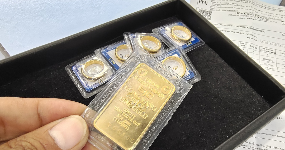 Giá vàng hôm nay 15.12.2022: 'Quay xe' giảm gần nửa triệu đồng sau một ngày