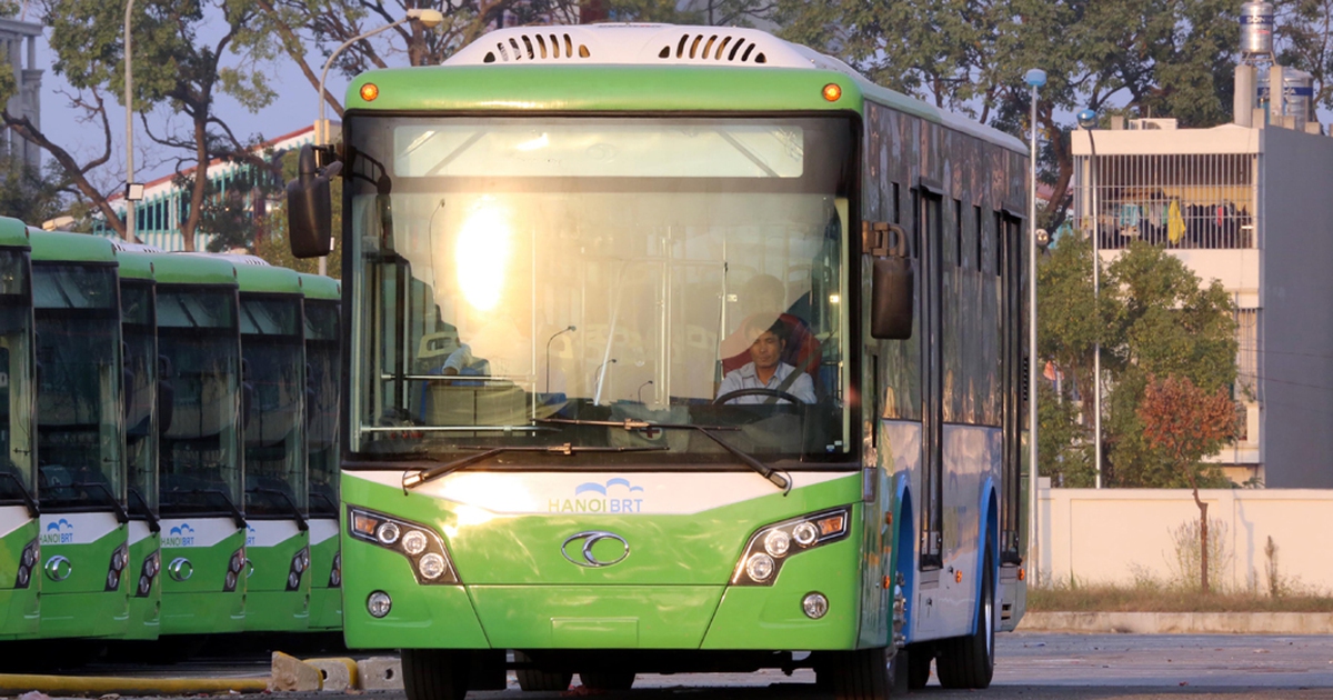 Người dân được đi xe buýt nhanh miễn phí 1 tháng