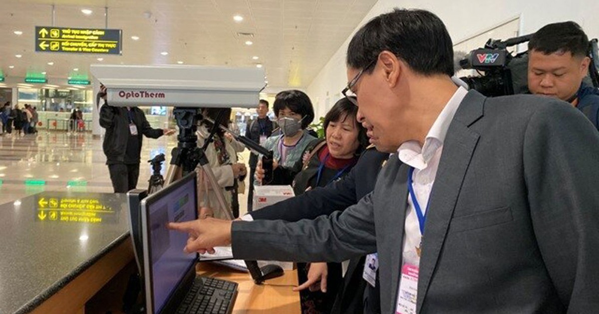 Việt Nam hủy toàn bộ chuyến bay đi, đến Vũ Hán vì dịch viêm phổi cấp