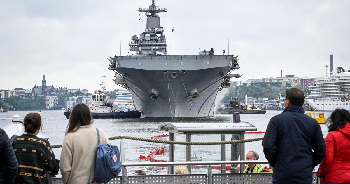 Tàu chiến Mỹ đến Thụy Điển và lời cảnh báo dành cho Nga