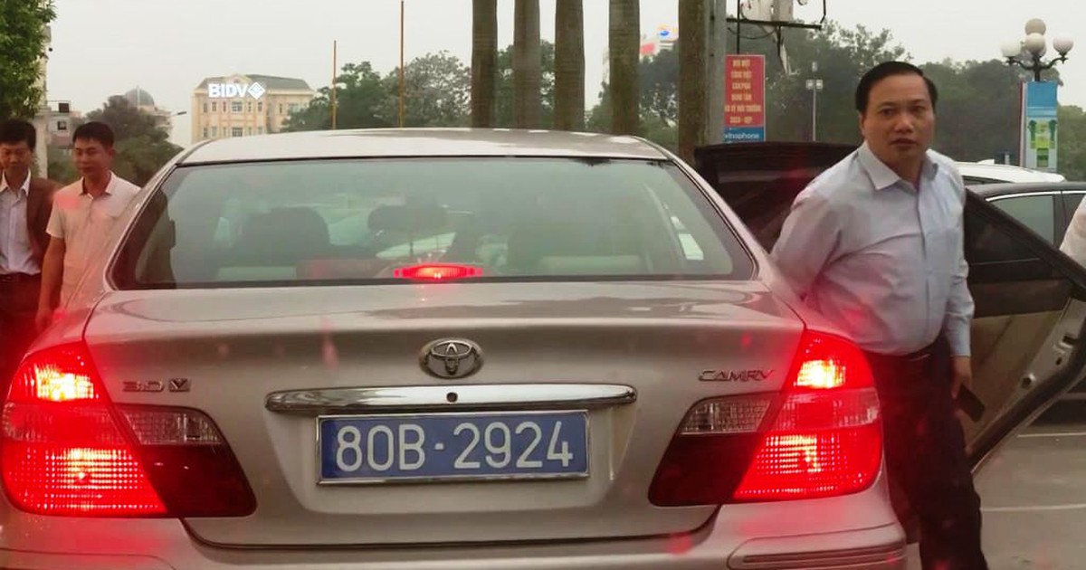 Vụ Phó bí thư thường trực Tỉnh ủy Ninh Bình sử dụng xe biển 80B: Thu hồi cả 2 biển số