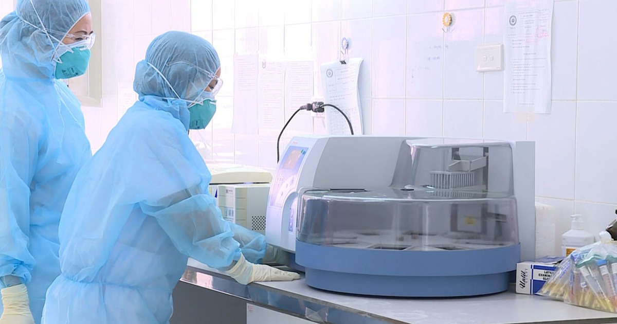 Thanh Hóa lấy 'thông tin trên mạng' để chỉ định thầu mua máy xét nghiệm Covid-19