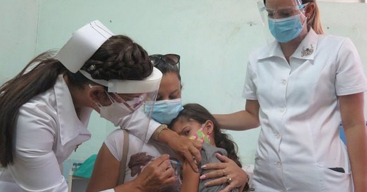 Cuba trở thành nước đầu tiên tiêm vắc xin cho trẻ từ 2 tuổi