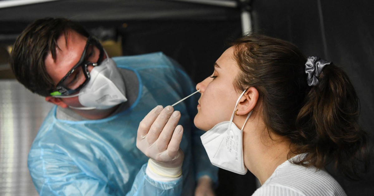 Omicron: Đức có ca tử vong đầu tiên, tỷ lệ nhiễm tăng vọt ở Ý