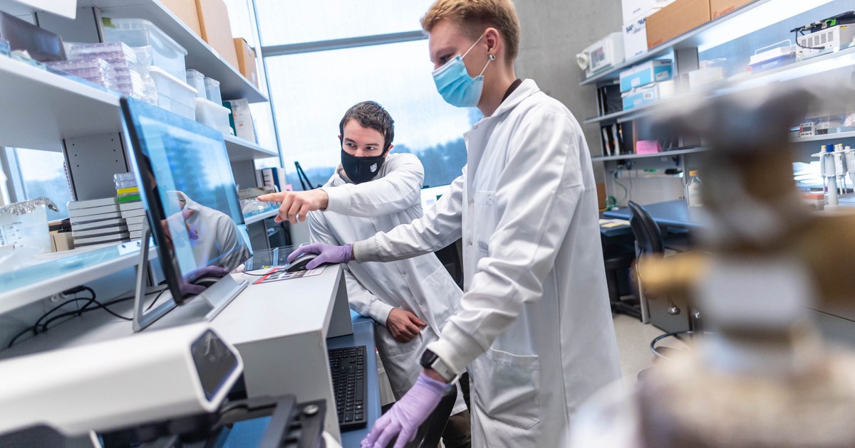 Bào chế được hợp chất xịt mũi giúp ngăn ngừa, điều trị Covid-19