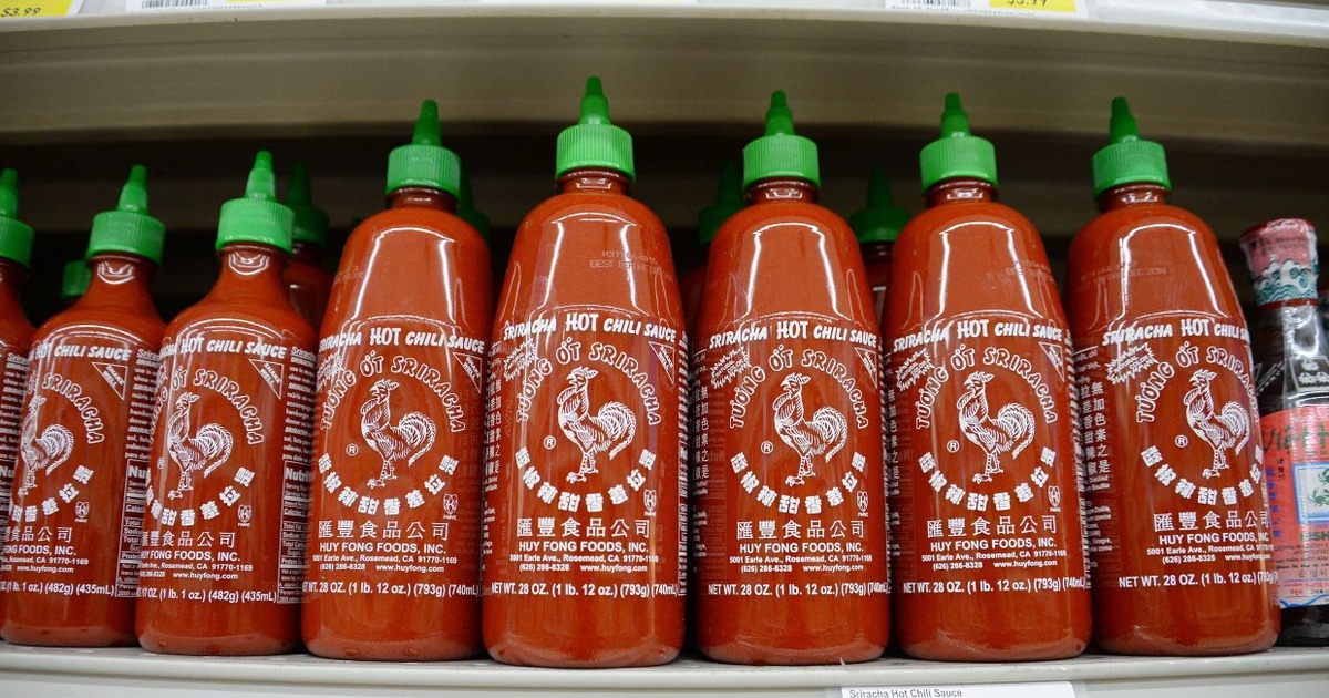 Người tiêu dùng Mỹ xôn xao lo thiếu tương ớt của doanh nhân gốc Việt