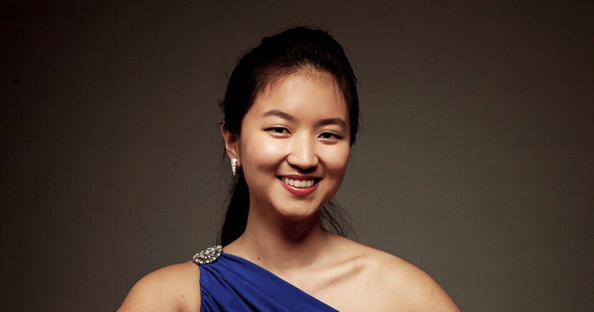 Nghệ sĩ cello tài năng Mỹ Grace Ho trình diễn cùng Bùi Công Duy tại Việt Nam