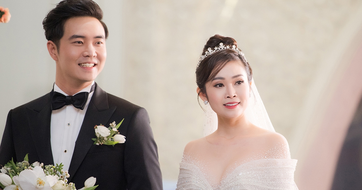 Dàn ‘sao’ đến mừng lễ cưới của MC Thùy Linh và diễn viên Hiếu ‘Su’