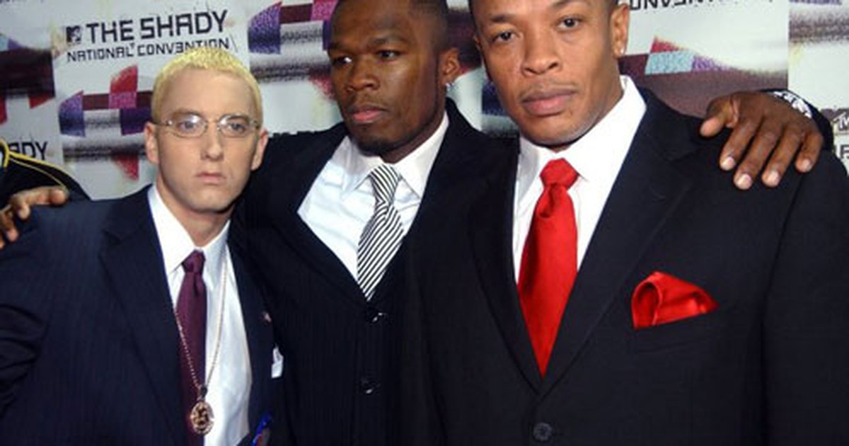 Con đường 'đốt tiền' của rapper giàu có bậc nhất nước Mỹ