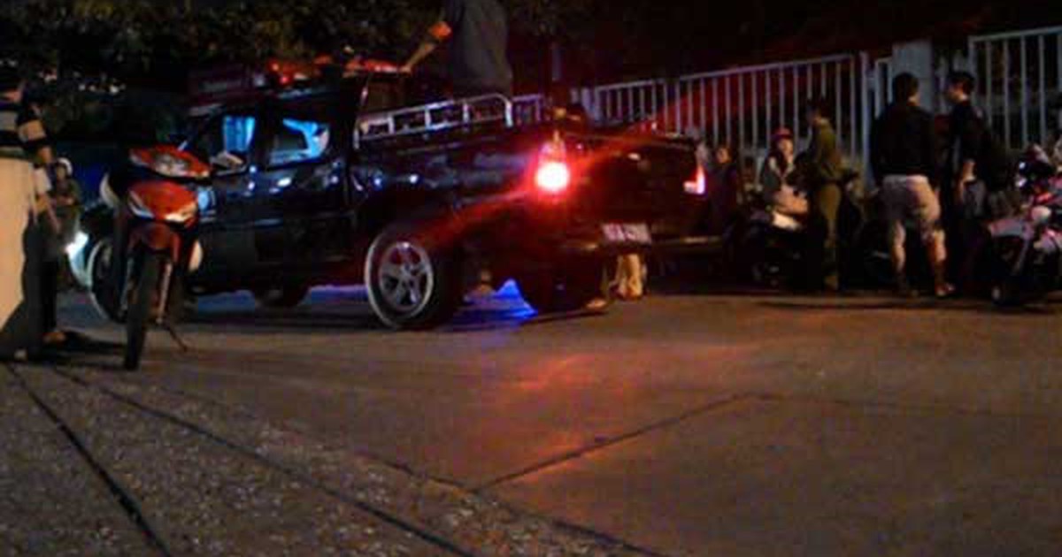 Một thanh niên bị giang hồ truy sát chết trên đường cấp cứu