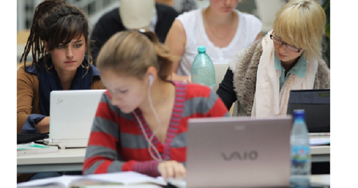 8 khóa học trực tuyến miễn phí hữu ích cho sinh viên