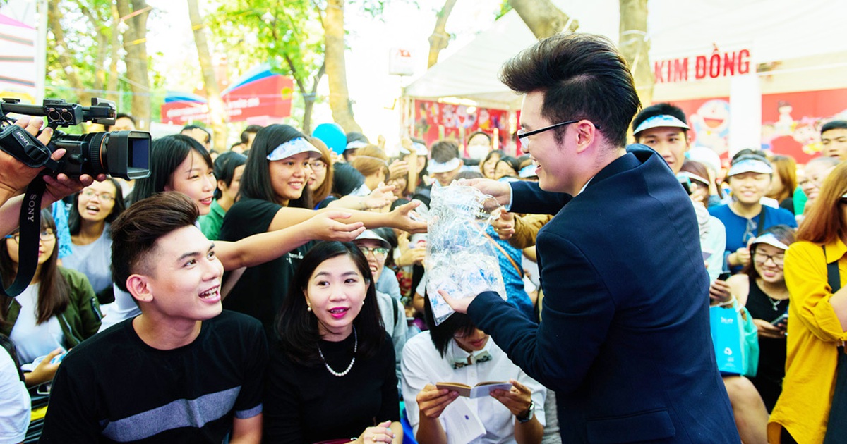 Sách 'ngôn tình tản mạn' có phải văn chương đích thực?