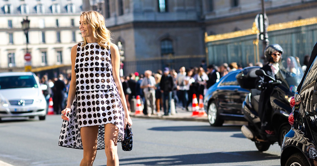 Siêu mẫu xứ Bạch Dương khiến triệu người 'say như điếu đổ'