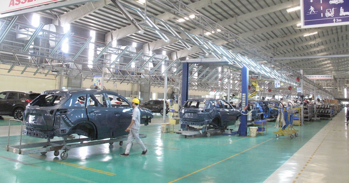 'Ông lớn' bắt tay, giá ô tô nội sẽ giảm?