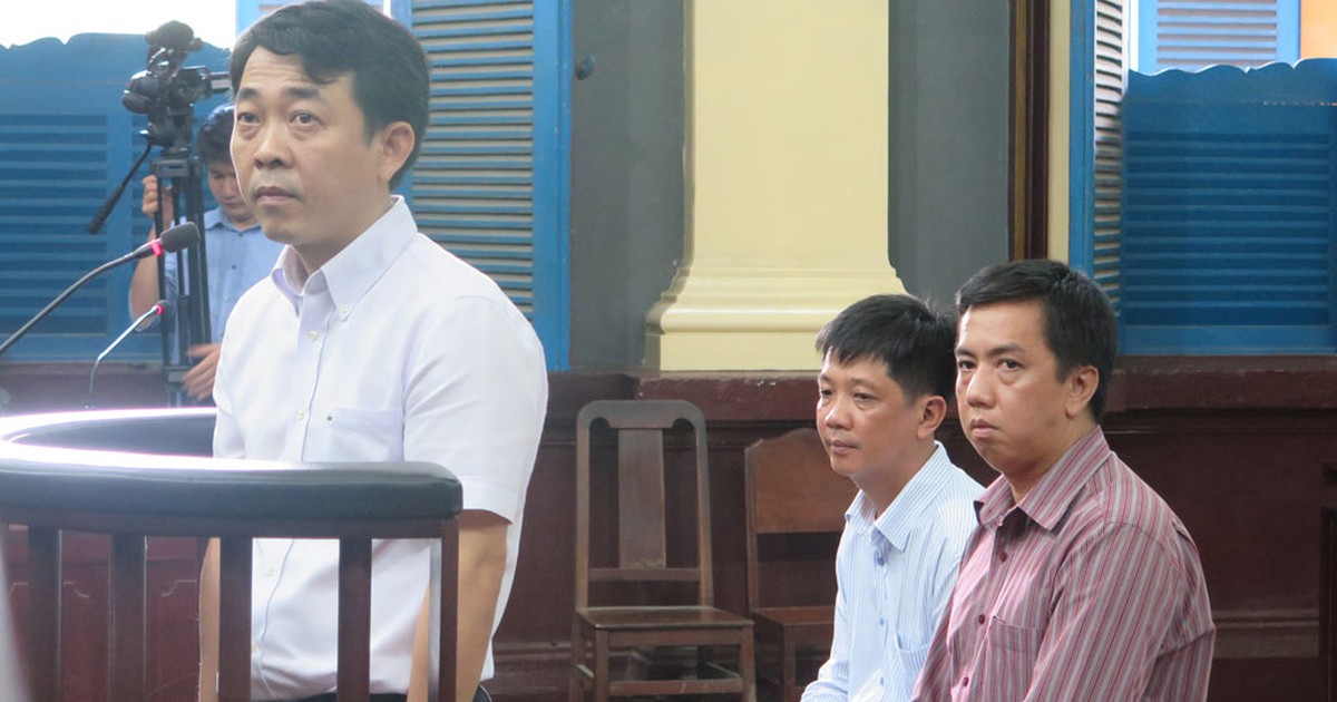 Nguyên cán bộ VN Pharma hầu tòa vì nhập thuốc chữa ung thư giả