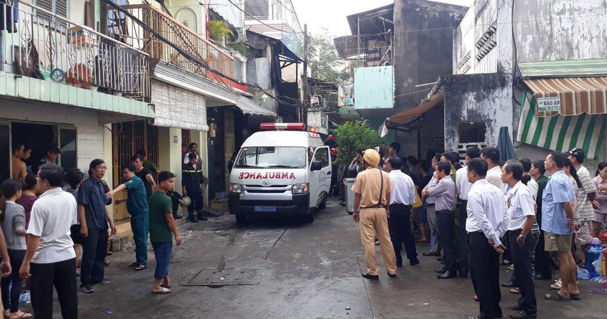 Cháy nhà lúc rạng sáng, 3 người tử vong, 2 người bị thương