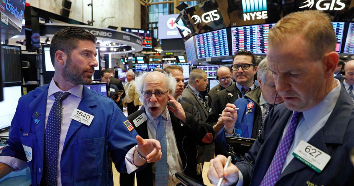 Chứng khoán Mỹ giảm mạnh vì căng thẳng thương mại Mỹ - Trung