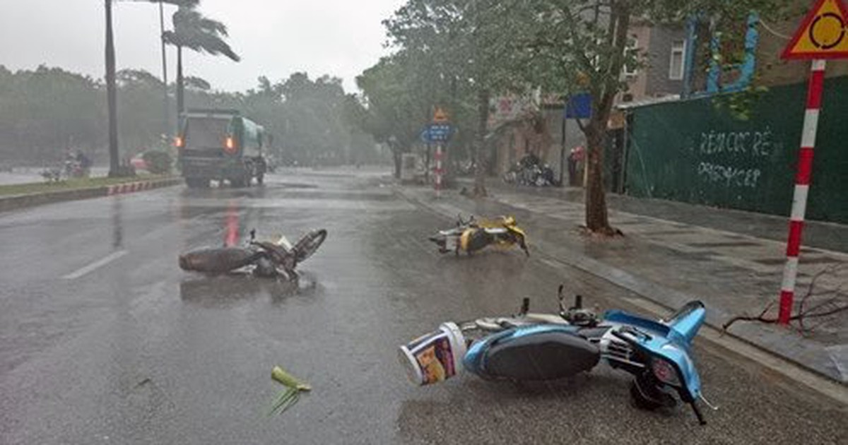 Bão có thể xuất hiện trên Biển Đông, đề phòng mưa giông khắp 3 miền